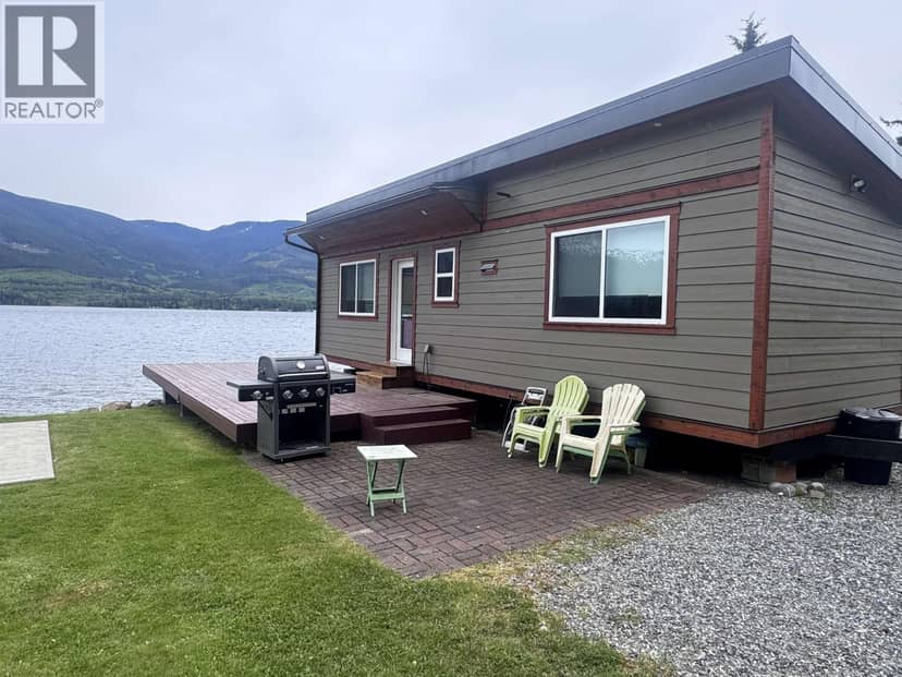 1440 WESTSIDE ROAD, Terrace