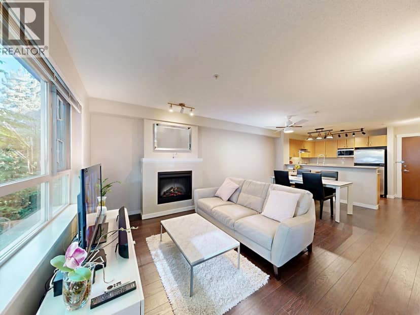 207 4783 DAWSON STREET, Burnaby