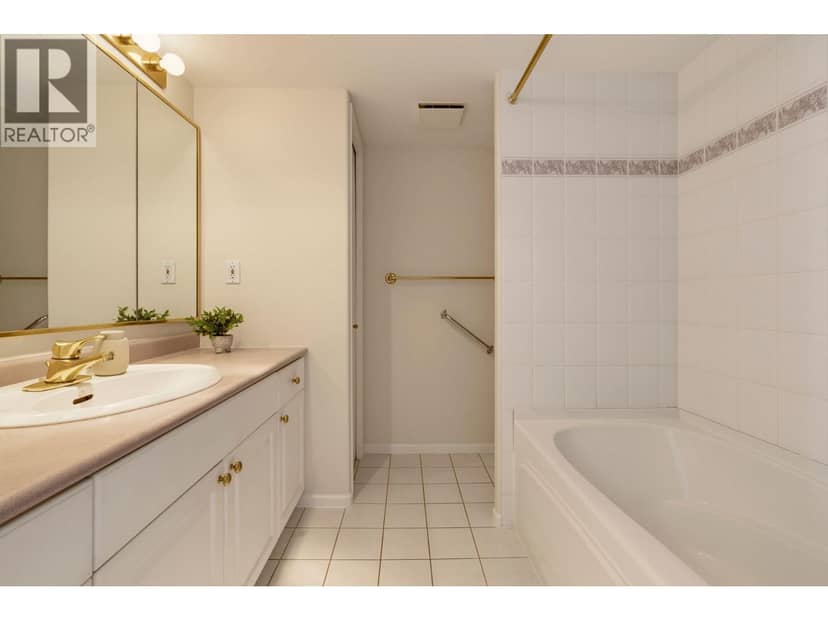 2301 719 PRINCESS STREET, New Westminster, photo 5