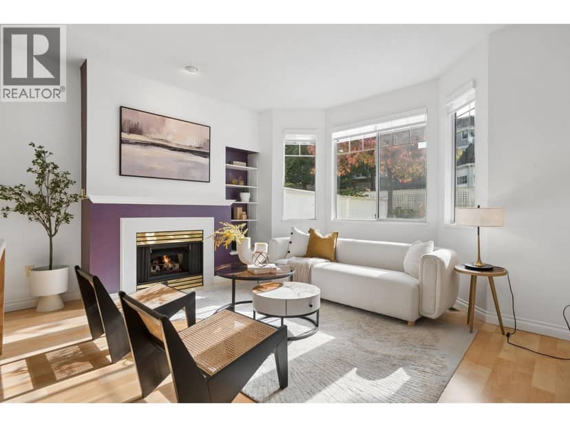 94 7501 CUMBERLAND STREET, Burnaby, photo 2