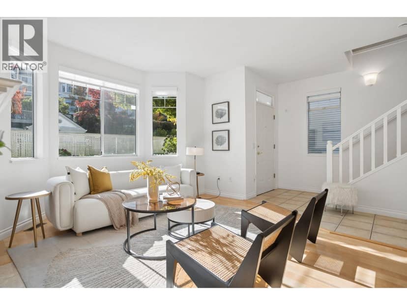 94 7501 CUMBERLAND STREET, Burnaby, photo 4