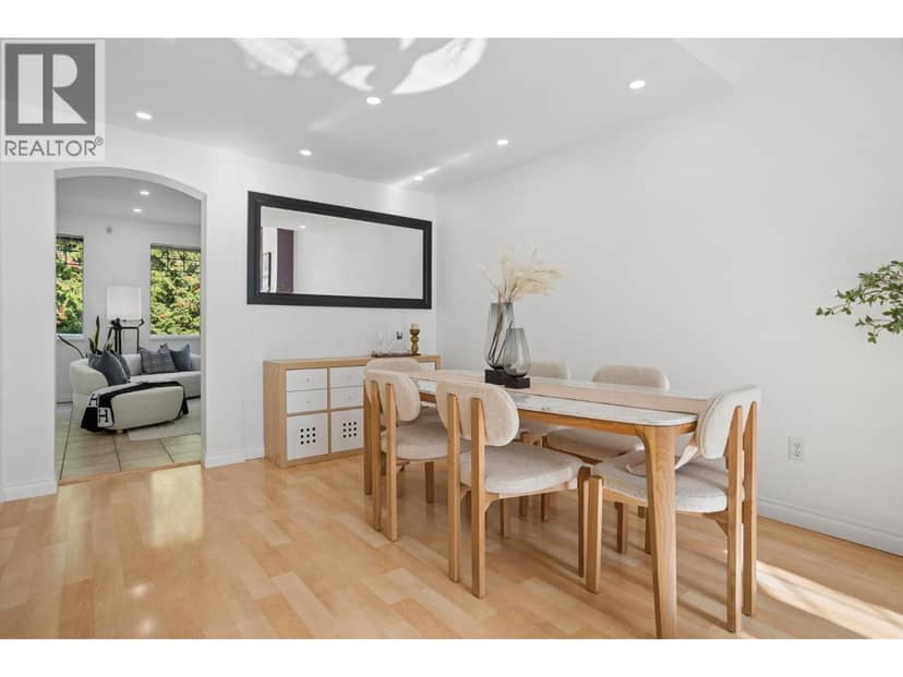 94 7501 CUMBERLAND STREET, Burnaby, photo 7