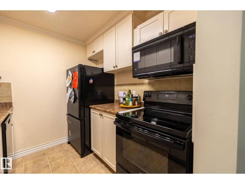 #142 10636 120 ST NW, Edmonton, photo 6