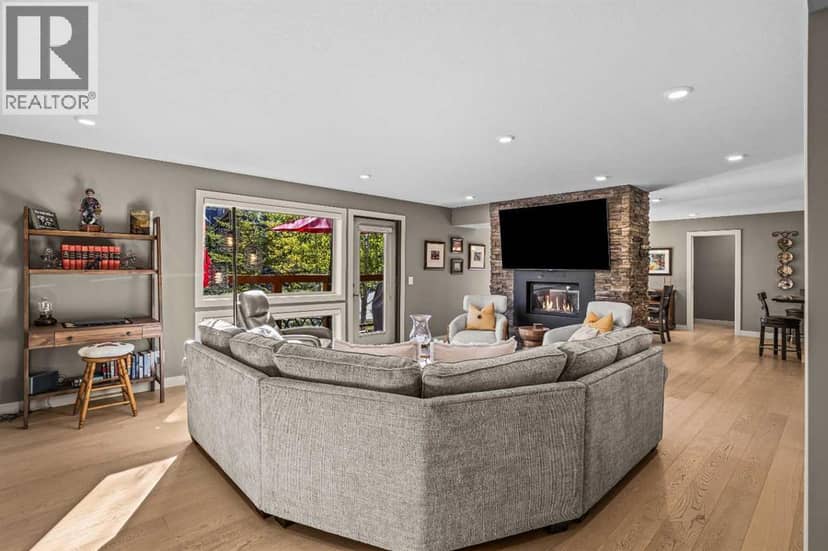 803, 105 Stewart Creek Rise, Canmore, photo 6