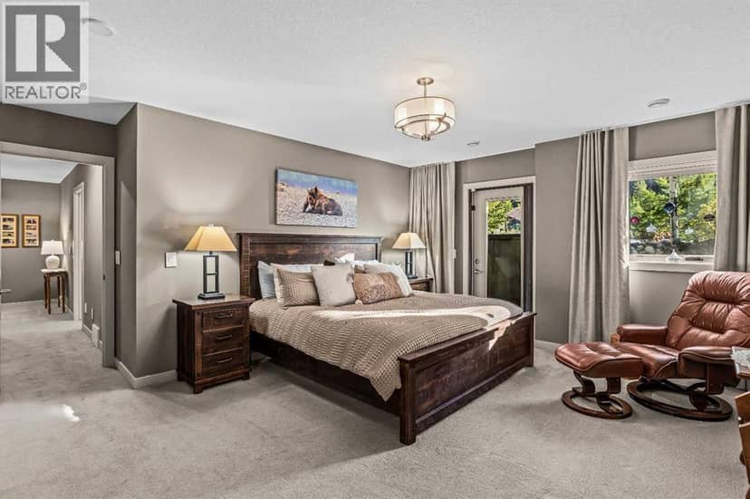 803, 105 Stewart Creek Rise, Canmore, photo 4