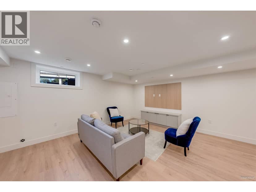 1 6136 IRMIN STREET, Burnaby, photo 5