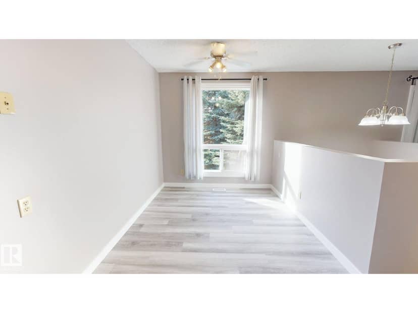 #A 5940 45 AV, Lacombe, photo 7