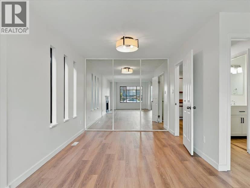 240 E 18TH STREET, North Vancouver, photo 7