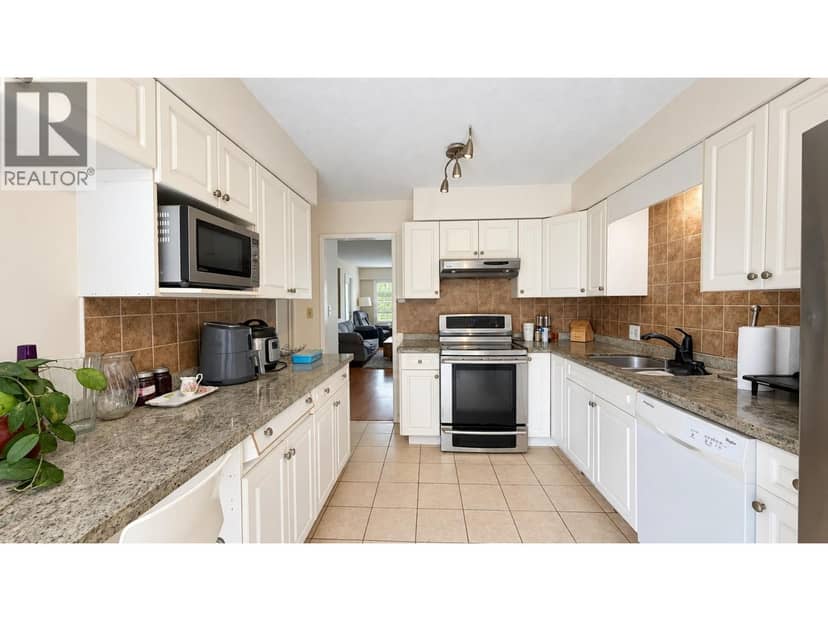 5734 49B AVENUE, Delta, photo 5