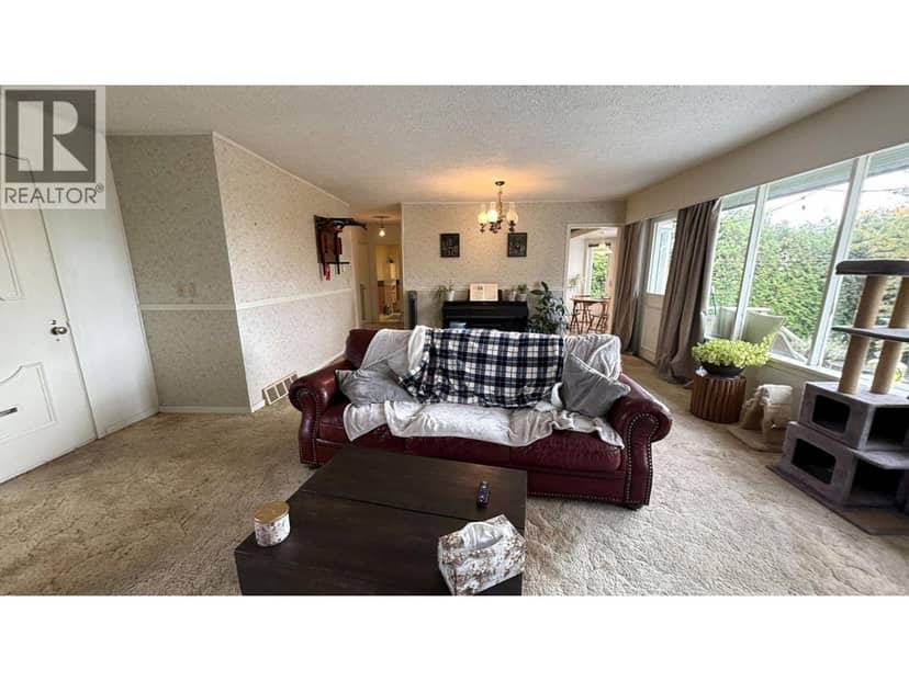 4258 IRMIN STREET, Burnaby, photo 4