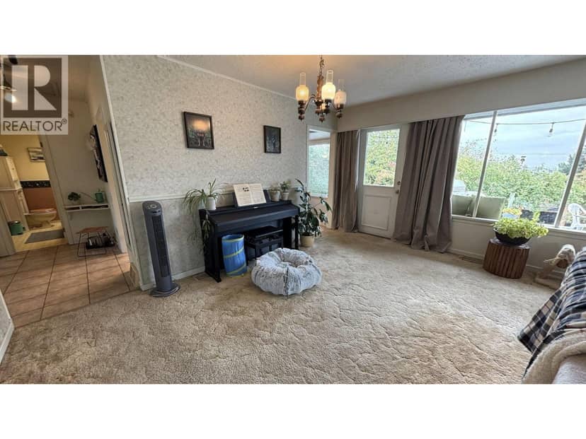 4258 IRMIN STREET, Burnaby, photo 5