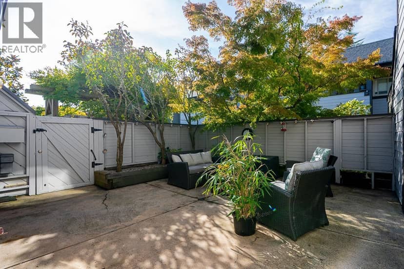 157 5421 10 AVENUE, Delta, photo 3