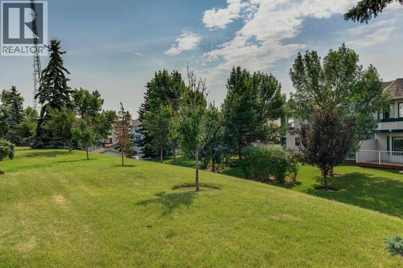 5 Prominence View SW, Calgary, photo 3