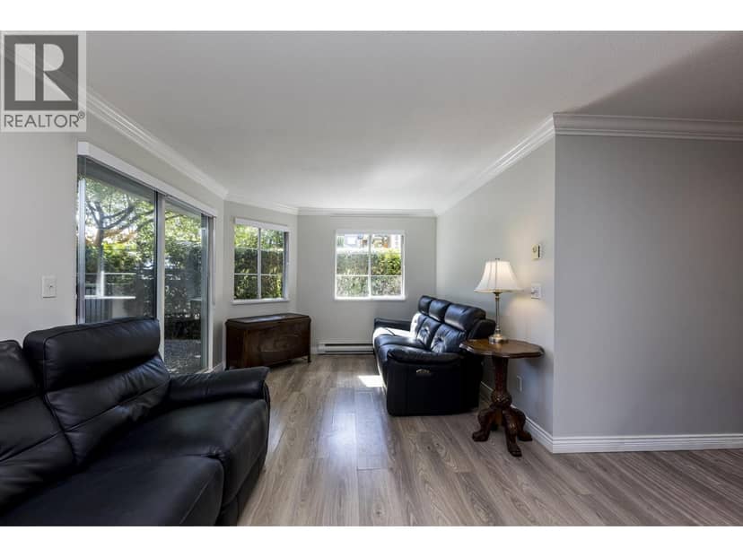 7 249 E 4TH STREET, North Vancouver, photo 2