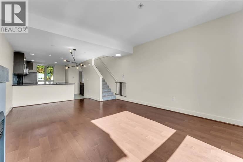 64 728 W 14TH STREET, North Vancouver, photo 8