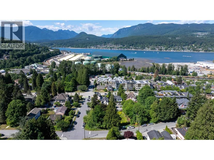2301 ST ANDREWS STREET, Port Moody, photo 2