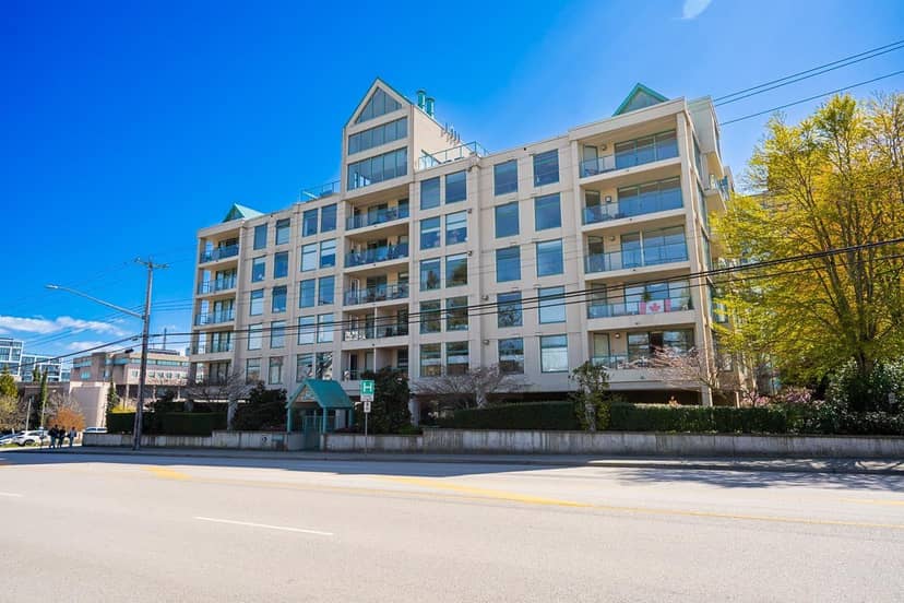 506 15466 NORTH BLUFF ROAD, White Rock, photo 2