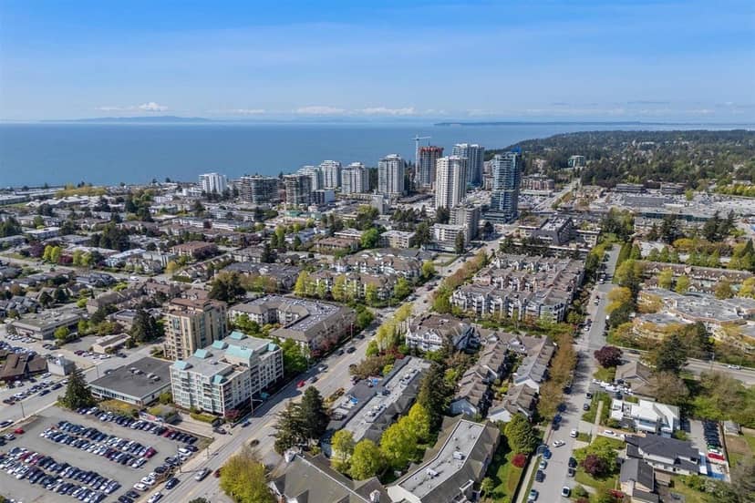 506 15466 NORTH BLUFF ROAD, White Rock, photo 3
