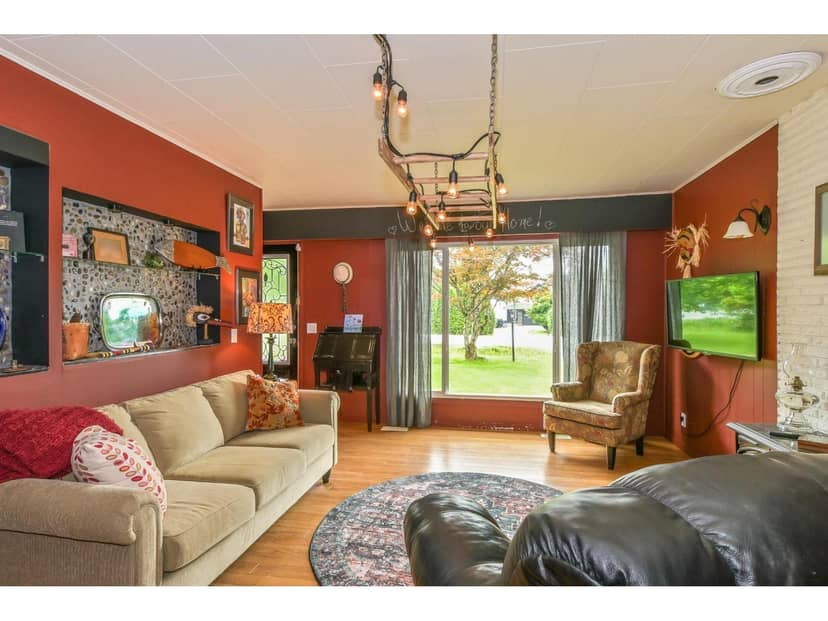 32955 DEWDNEY TRUNK ROAD, Mission, photo 4