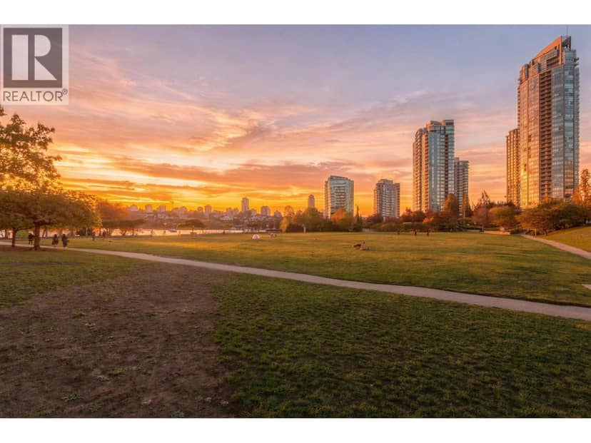 2A 199 DRAKE STREET, Vancouver, photo 2