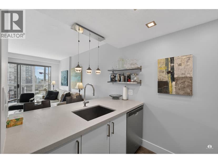 1106 1188 HOWE STREET, Vancouver, photo 3