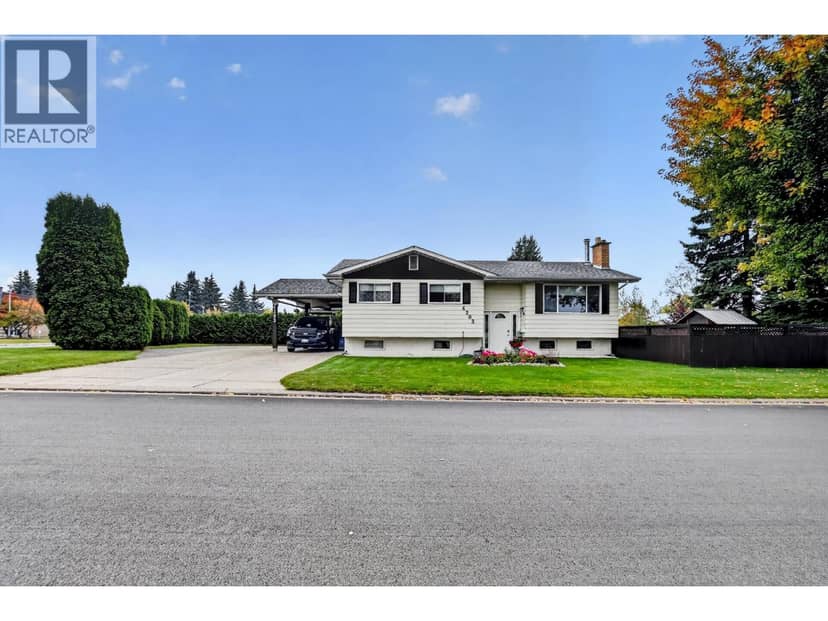 4203 CARRIER AVENUE, Prince George, photo 2