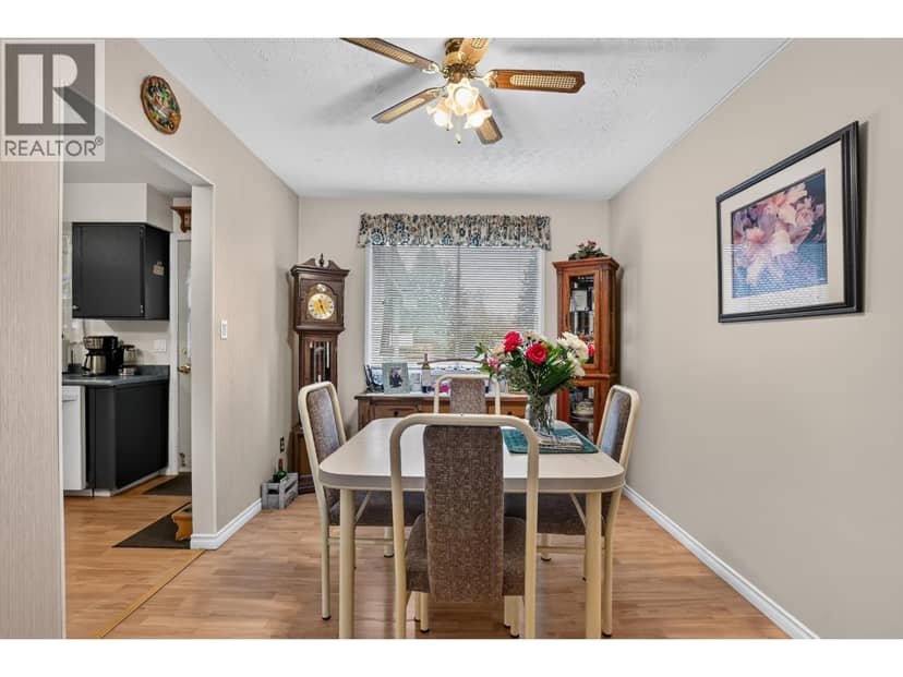 4203 CARRIER AVENUE, Prince George, photo 8