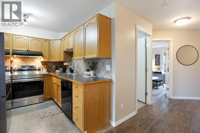 315, 103 Strathaven Drive, Strathmore, photo 4