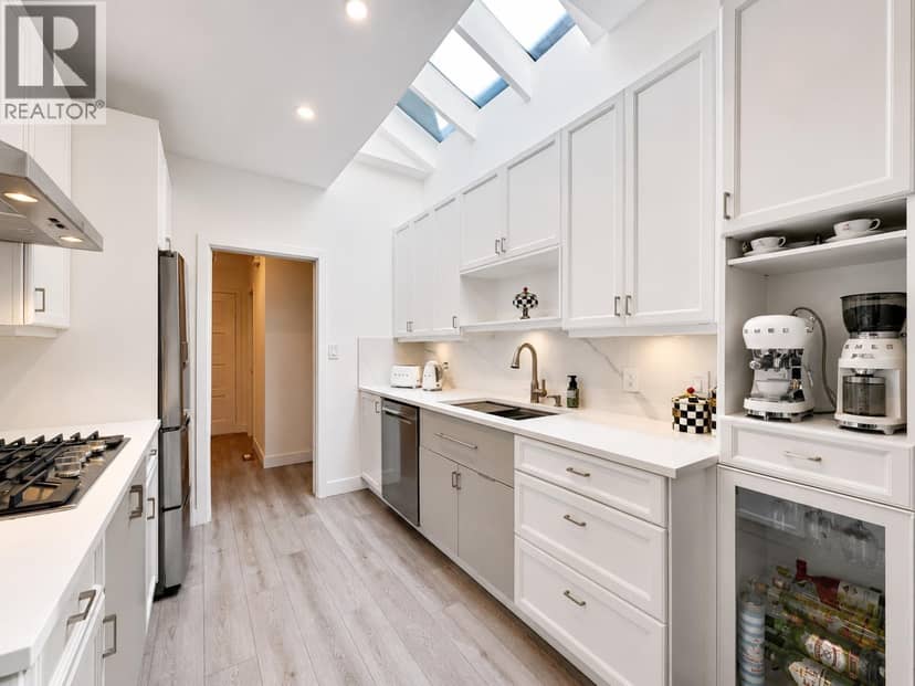 1741 RUFUS DRIVE, North Vancouver, photo 3