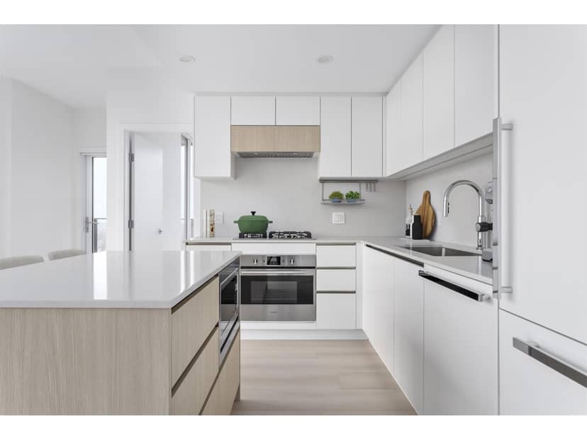 1904 13573 98A AVENUE, Surrey, photo 4