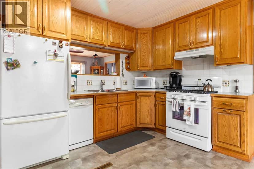 623 3 Avenue, Elnora, photo 7