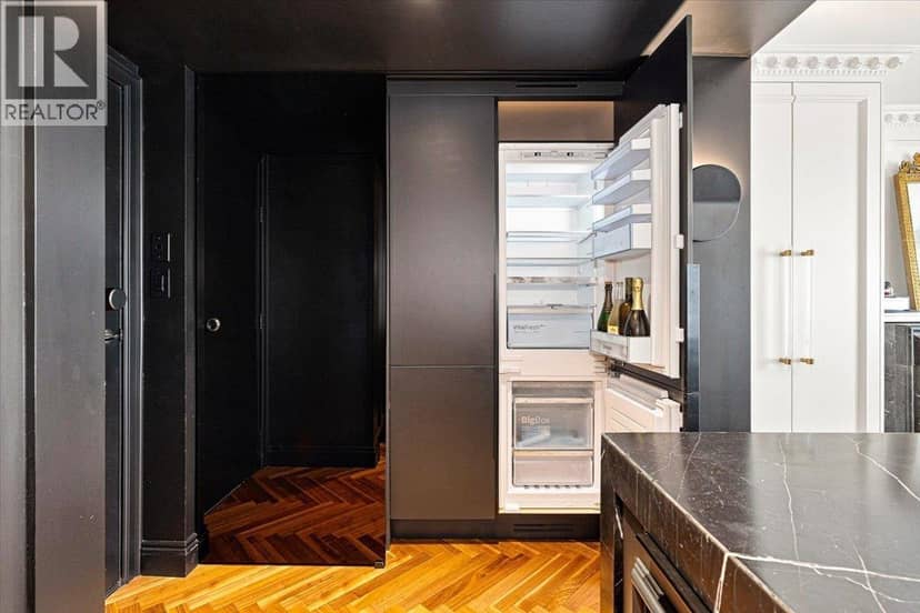 2503 198 AQUARIUS MEWS, Vancouver, photo 5