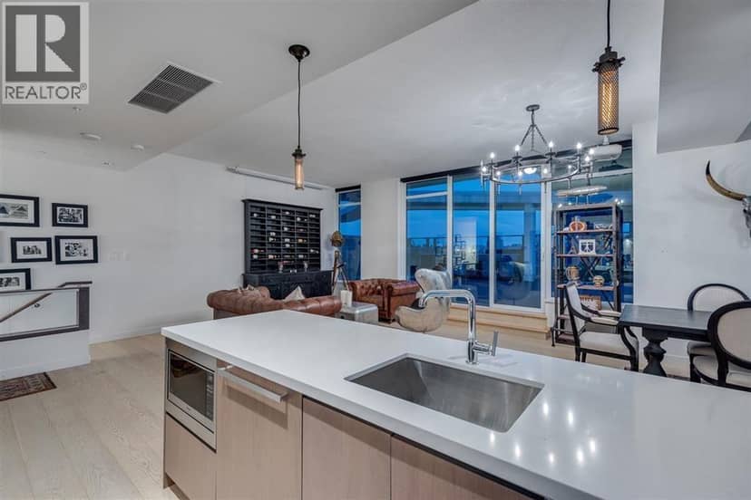 PH2015 68 Smithe Street, Vancouver, photo 5