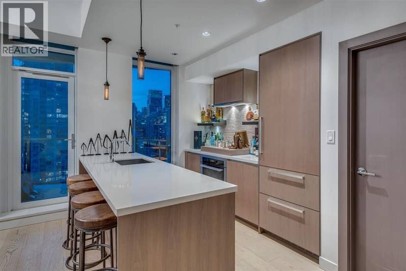 PH2015 68 Smithe Street, Vancouver, photo 6