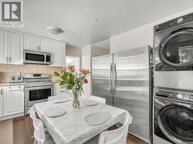 938 E 29TH STREET, North Vancouver, photo 4