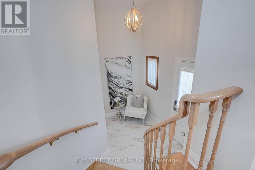 107 Crawford Rose Drive, Aurora, photo 6