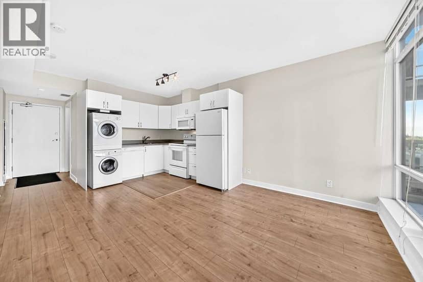 502, 30 Brentwood Common NW, Calgary