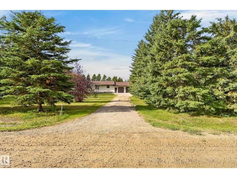5003 46 ST, Evansburg