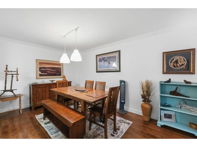 107 15875 MARINE DRIVE, White Rock, photo 2