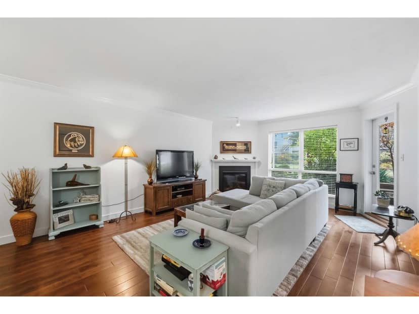 107 15875 MARINE DRIVE, White Rock, photo 3