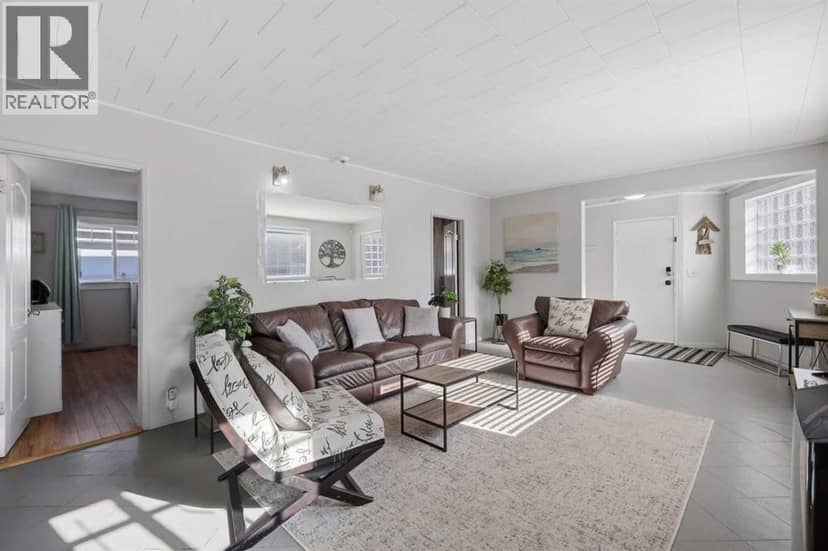 5036 51A Street, Sylvan Lake, photo 8