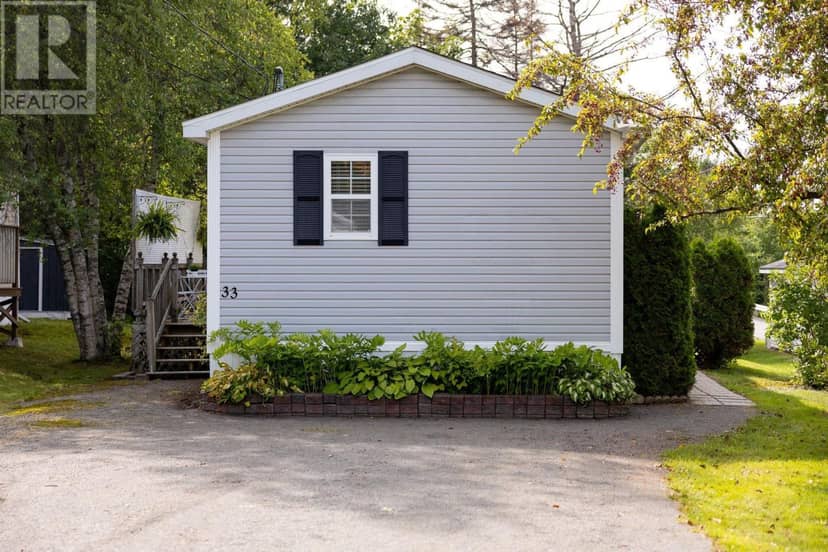 33 Commodore Court, New Minas, photo 3