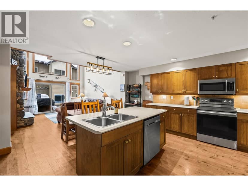 7640 Porcupine Road Unit# 34, Big White, photo 6