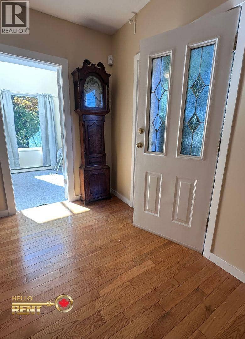 620 MAHON AVENUE, North Vancouver, photo 2