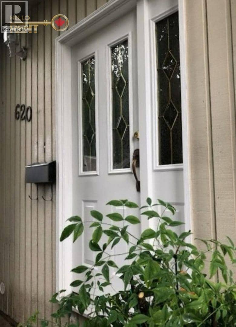 620 MAHON AVENUE, North Vancouver, photo 3