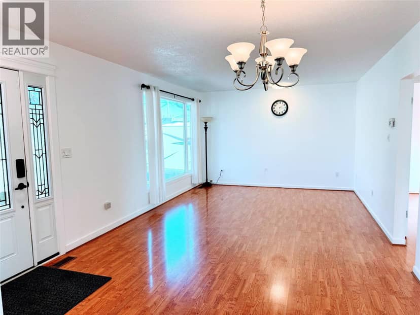 2152 Mamette Avenue, Merritt, photo 8
