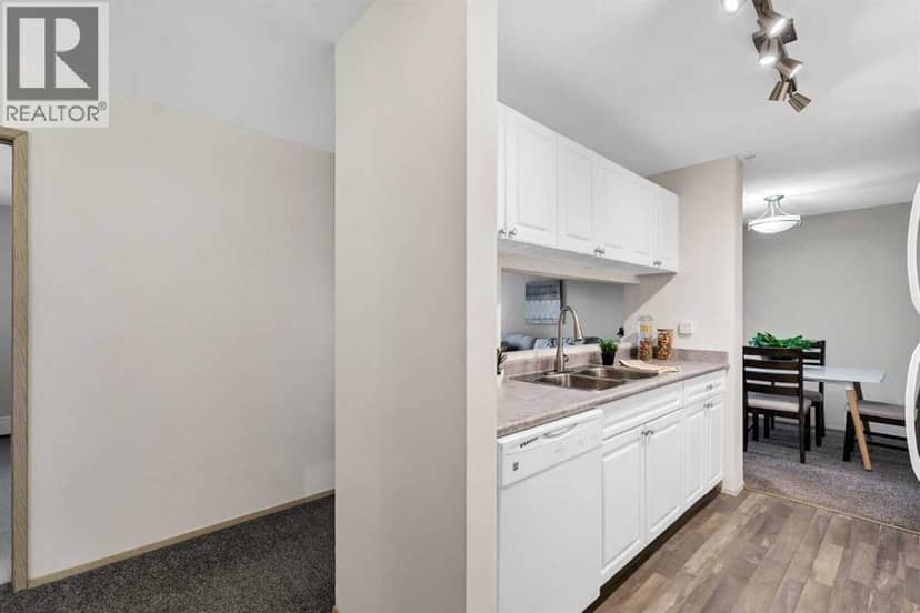 104, 245 Red Deer Drive SW, Medicine Hat, photo 7
