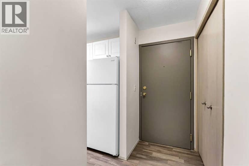 104, 245 Red Deer Drive SW, Medicine Hat, photo 8