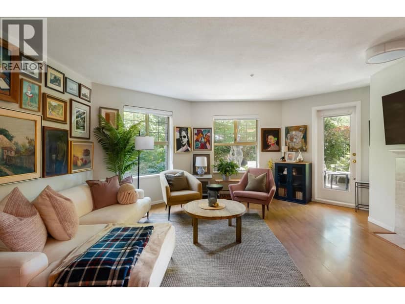 305 210 ELEVENTH STREET, New Westminster, photo 3