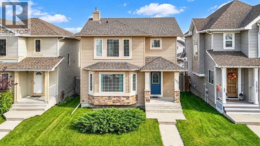 133 Luxstone Place, Airdrie, photo 2